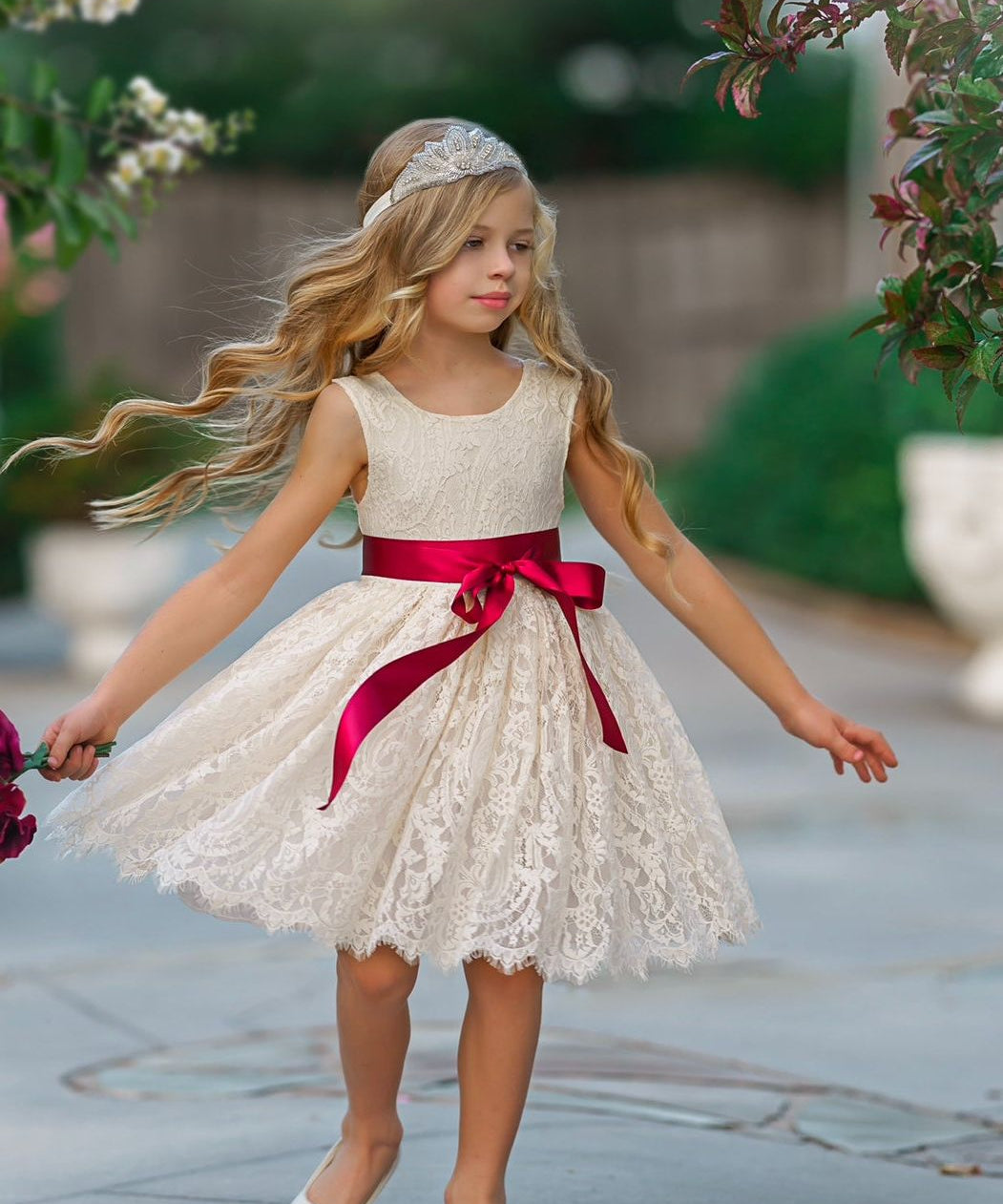 Sleeveless Knee Length Lace Flower Girl Dresses - The Little Kitten Boutique