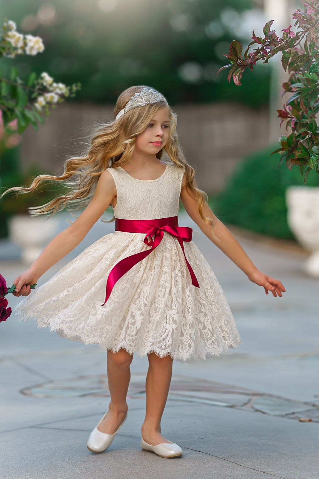 Sleeveless Knee Length Lace Flower Girl Dresses - The Little Kitten Boutique
