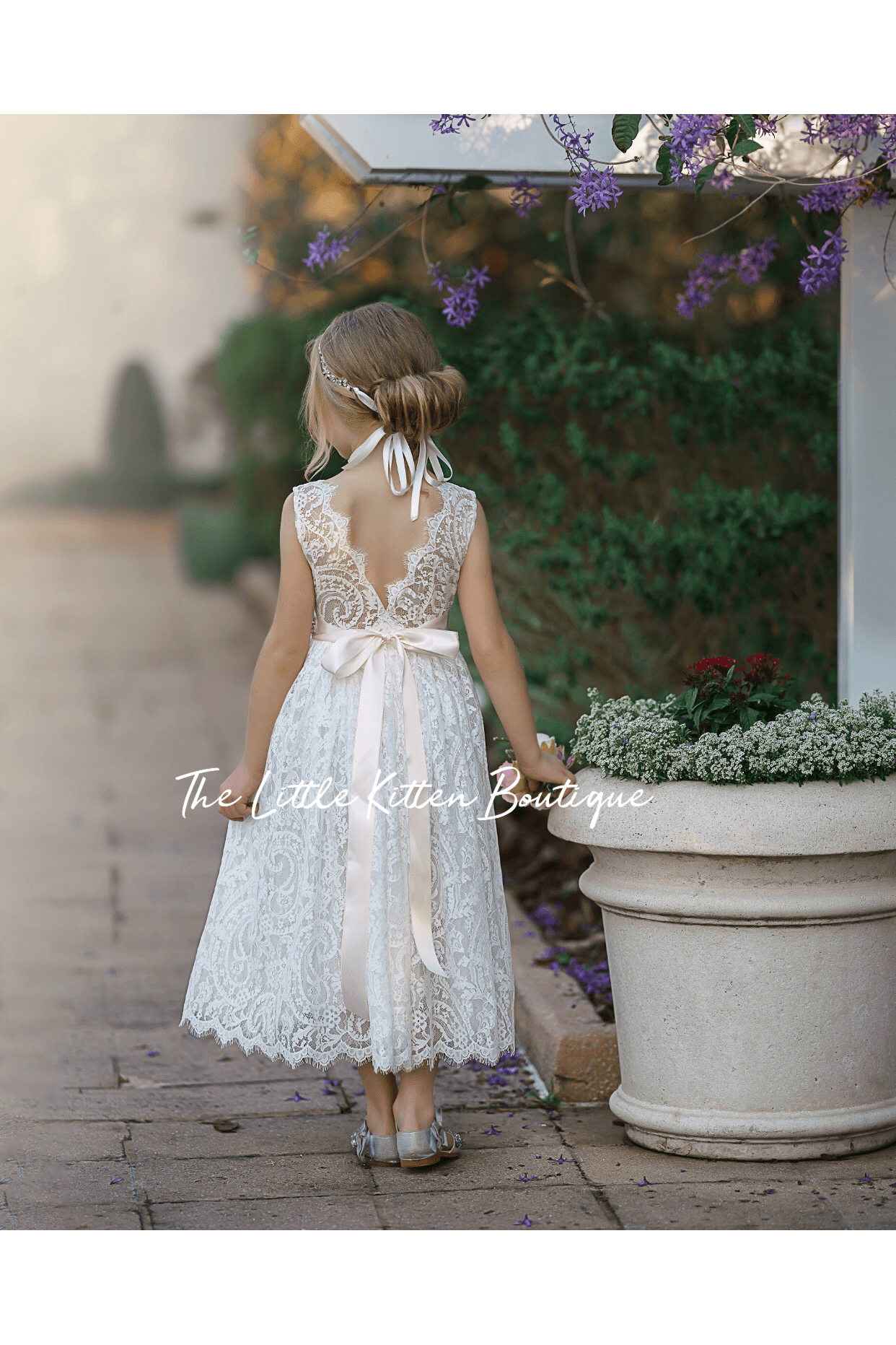 White lace deals flower girl dresses